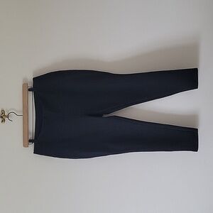 Chico's Zenergy So Slimming Black Textured Framed Leggings Size Large